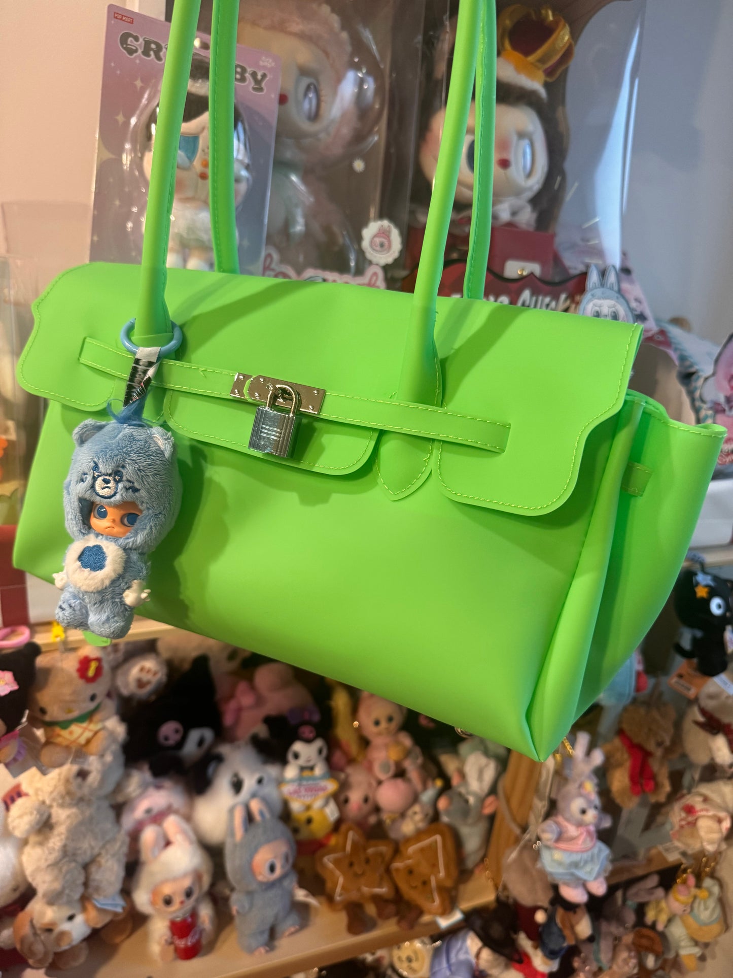 Apple Green