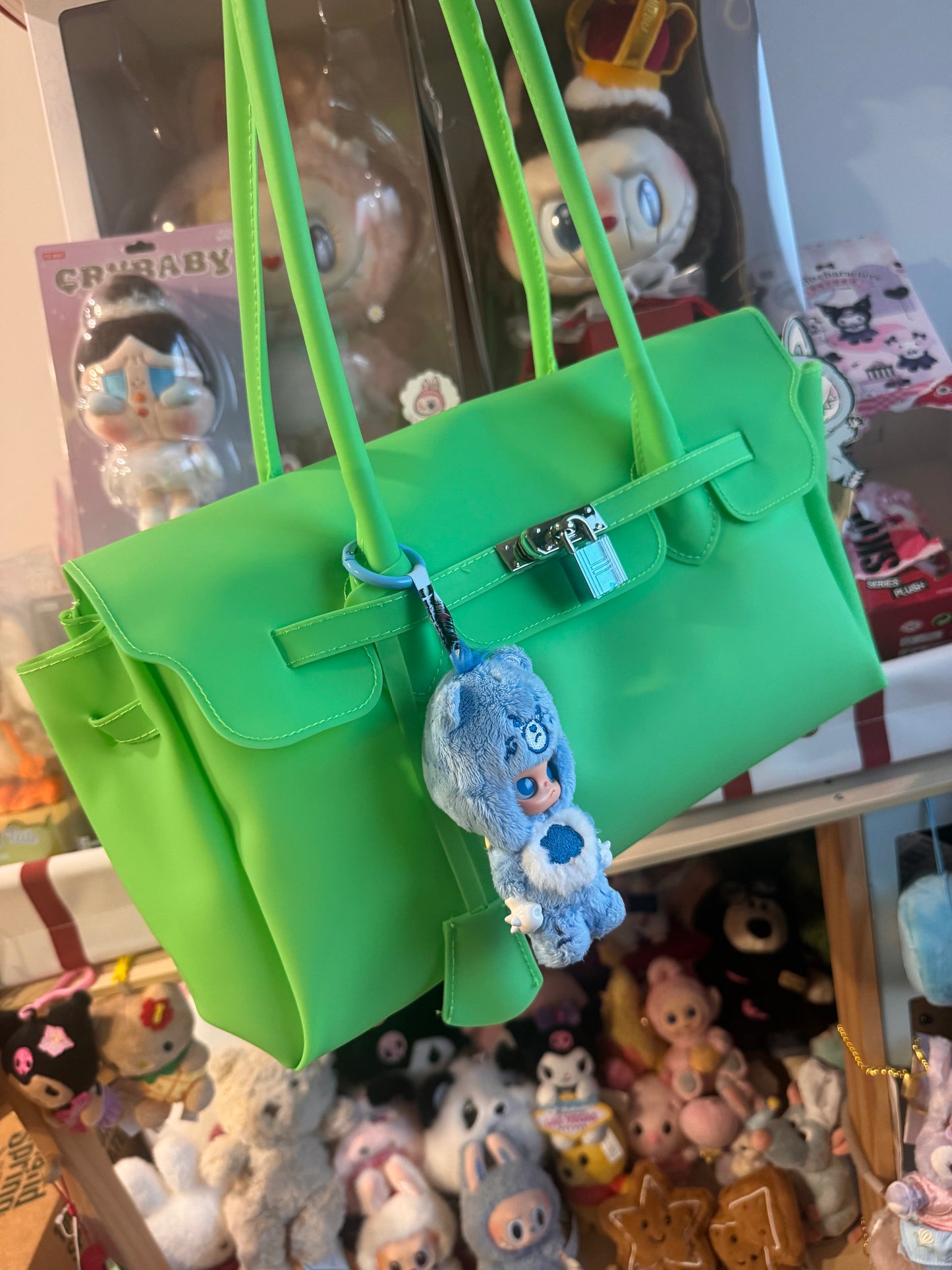 Apple Green